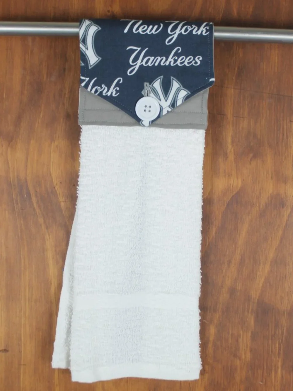 NEW YORK YANKEES PRINT BLUE & WHITE HANDMADE HANGING KITCHEN WHITE TERRY TOWEL